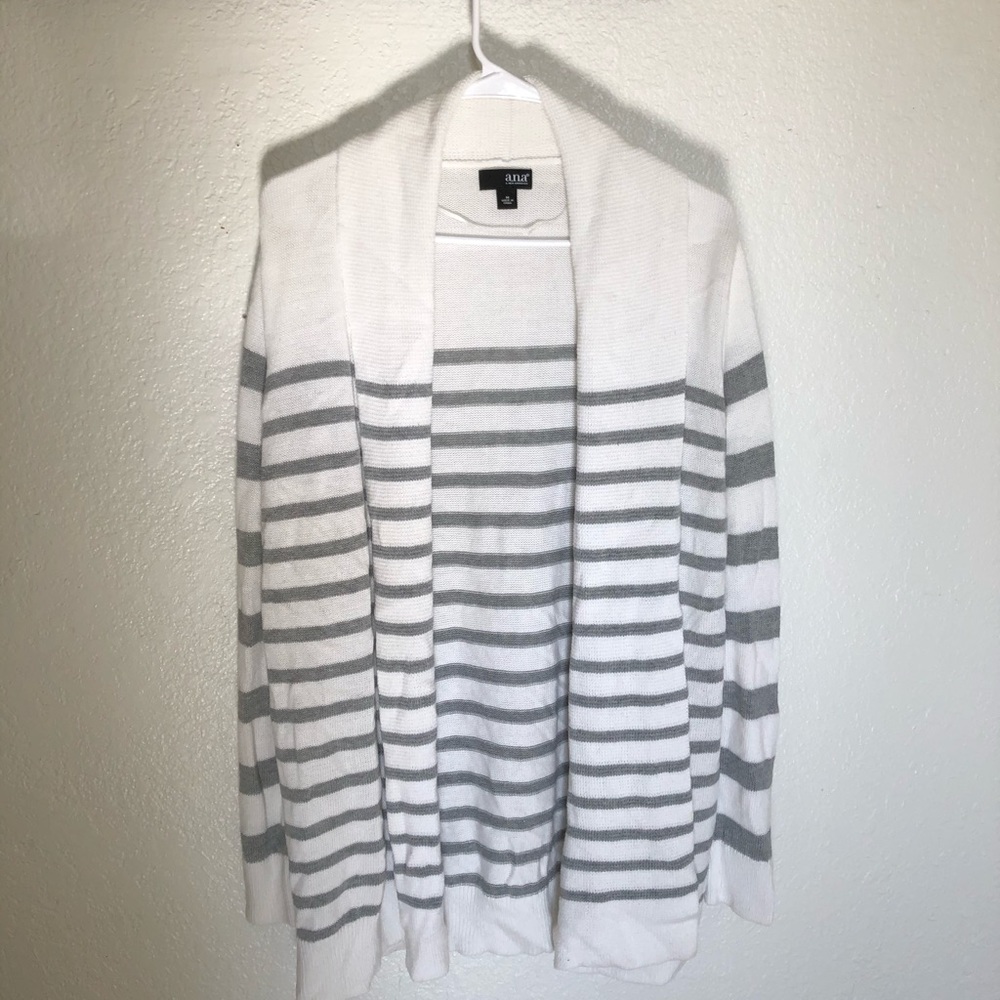 White and gray striped cardigan, Size Medium